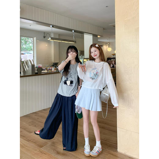 <曾小咸推荐>慵懒风宽松印花薄款罩衫长袖T恤 商品图4