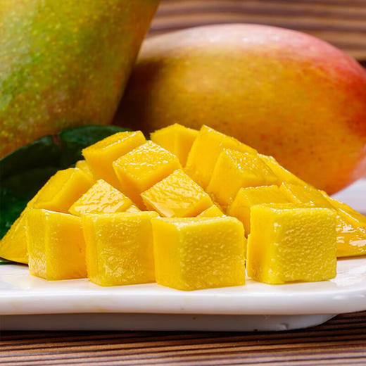 【海南贵妃芒】 高颜值的外表 果香浓郁果肉嫩滑 清甜细腻令人愉悦 商品图2