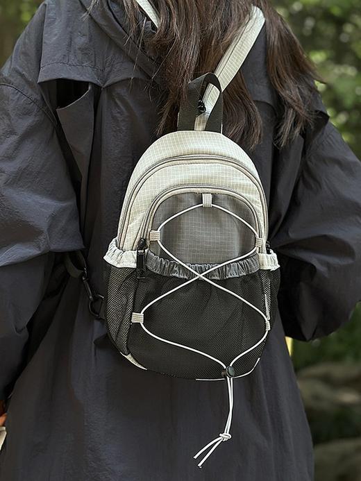 [小滋心选]【活动价 ¥65.9】🎒大容量双肩包🔥登山、健身、通勤全搞定！耐用又时尚💼快来Pick你的百搭背包！ 商品图3