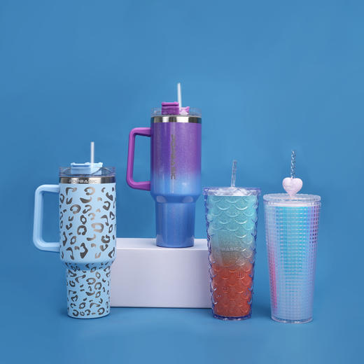 POPBASIC 1200ml手工彩钻吸管杯高颜值大容量水杯便于携带壶铃杯 商品图1