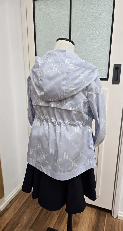 【春上新】8楼哈吉斯   皮肤衣  吊牌价：899  活动价：719 商品图1