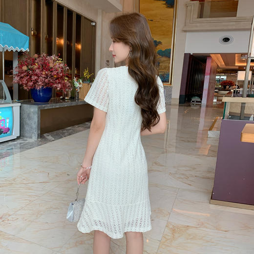 奢姿大码女装2026夏季时尚V领短袖连衣裙胖妹妹气质减龄蕾丝裙子9952869783【1】 商品图3