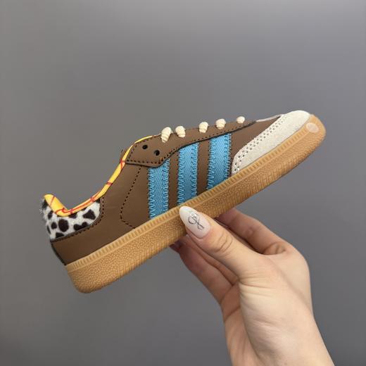 点此购买 阿迪德训低帮儿童休闲鞋 xqd 323397 商品图10