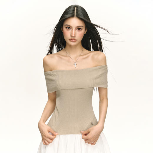 Ariseism 美式复古设计感一字肩短袖t恤女夏季新款修身上衣 商品图0