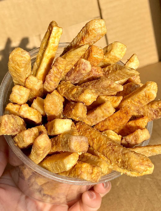 【本宫饿了芋头条】  兼顾了美味与健康   ✅✔0防腐✔0色素✔0反式脂肪酸   ✅  酥脆干爽  低脂健康  ✅满足你挑剔的味蕾    口口酥香  根本停不下来 商品图1