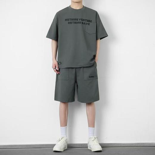 【无龄款】预售3天！2025夏季男士轻薄冰丝纯色套装H252271358 商品图4