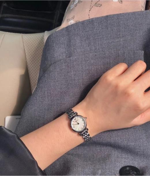 【香港仓不支持7天无理由】Armani阿玛尼白月光手表 AR1763   香港直邮需过海关7-10发货 商品图1