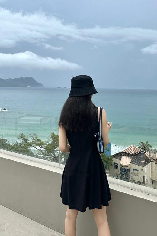 LNNNS 经典大气无袖连衣裙 20843 商品图4