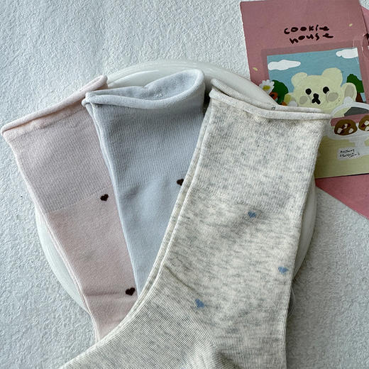 《浅灰色无货勿拍》基础简约爱心波点卷边中款袜163244270 商品图4