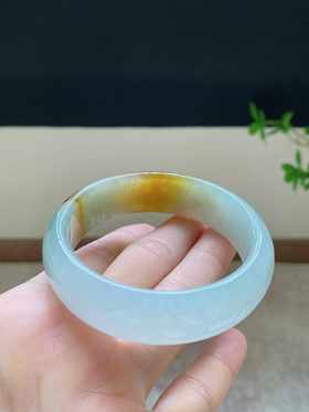58正圈翡翠手镯