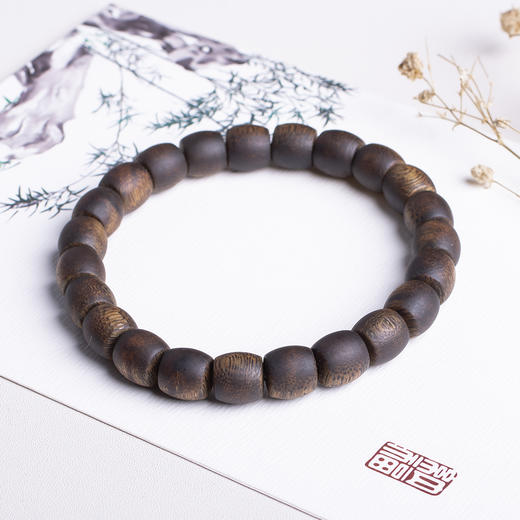 xy0416，9mm桶珠沉香素串单圈手串 商品图2