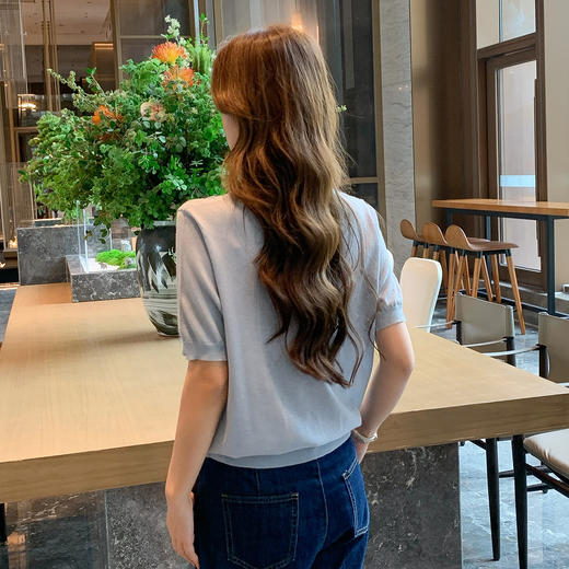 奢姿大码女装2025夏季新款时尚圆领短袖上衣胖妹妹气质简约开衫9552669761 商品图3