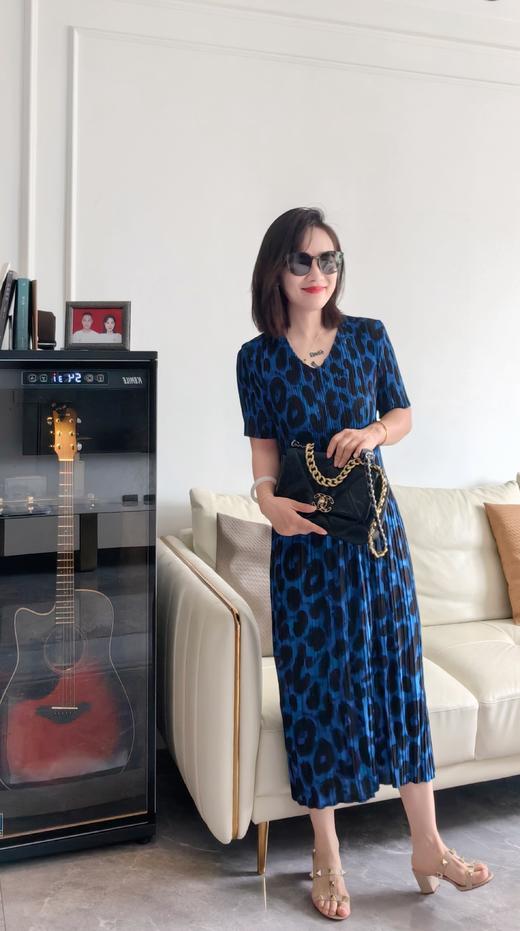 三宅桑蚕丝南韩丝亚麻丝超薄凉爽小猎豹连衣裙 商品图0