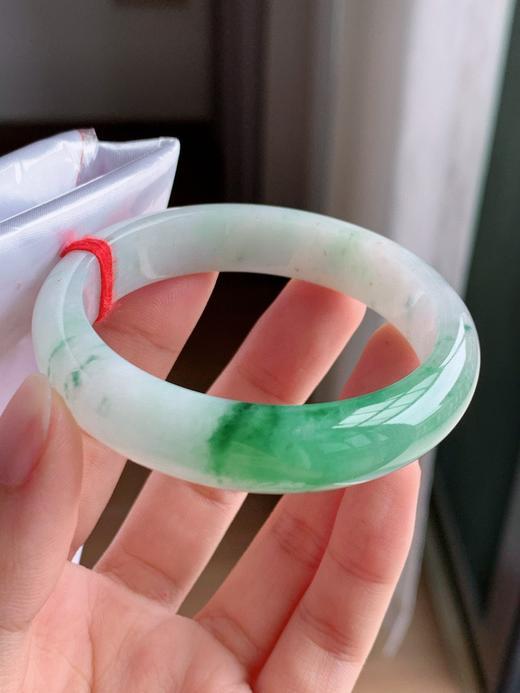 52正圈翡翠手镯 商品图5