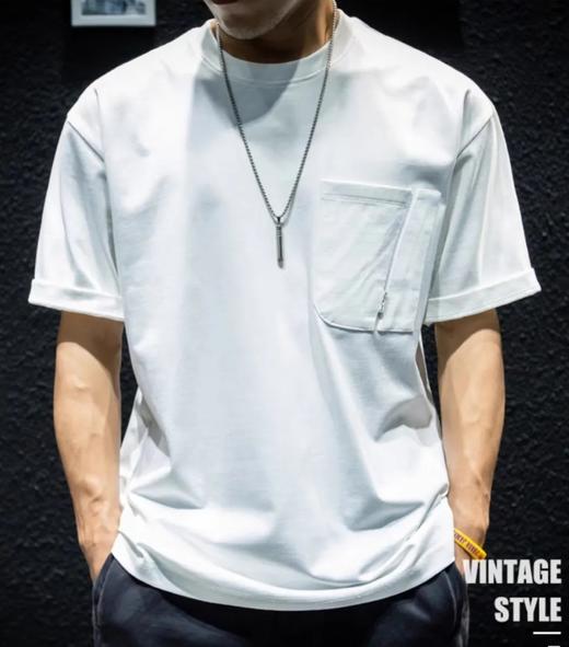 特价复古时尚工装阔版宽松版口袋T恤 商品图1