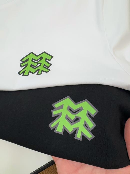 点此购买 可隆夏季男女款日常通勤短袖T恤 LL 323376 商品图9