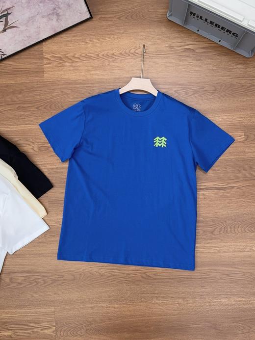 点此购买 可隆夏季男女款日常通勤短袖T恤 LL 323376 商品图3