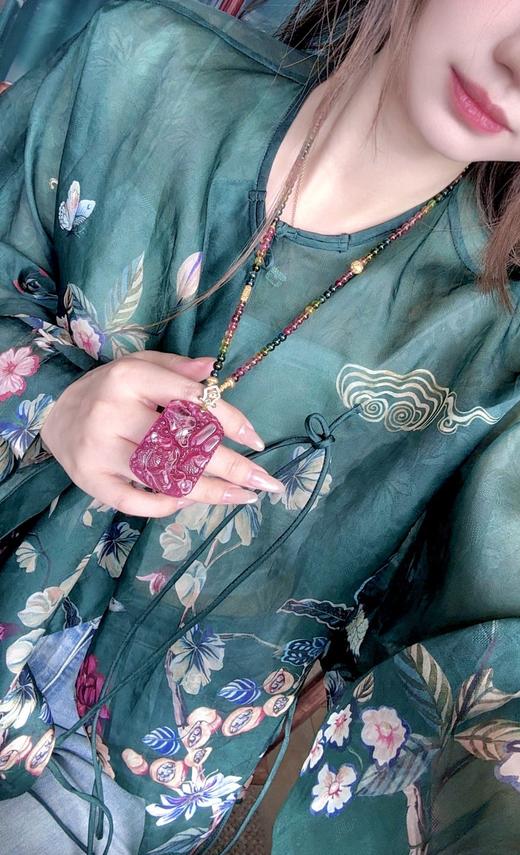 碧玺雕刻牌吊坠 商品图7