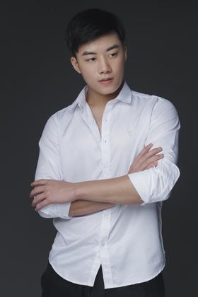 周3C民族舞基础班公园前1【黄晓枫】