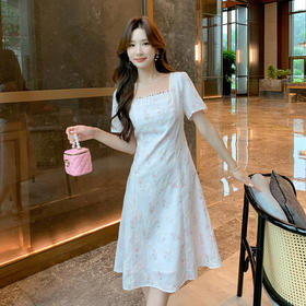 奢姿大码女装2025夏季时尚方领短袖连衣裙胖妹妹气质减龄碎花裙子9952890592