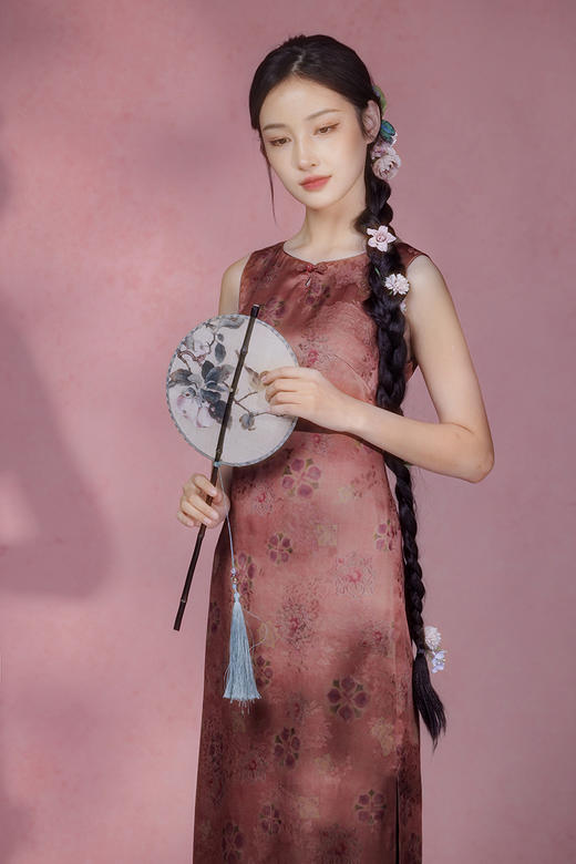 逸红颜明月优选#23姆米冰凉透孔罗提花红云纱连衣裙「情丝乐颜」橘霞佛赤衬得肌肤如玉~ 商品图3