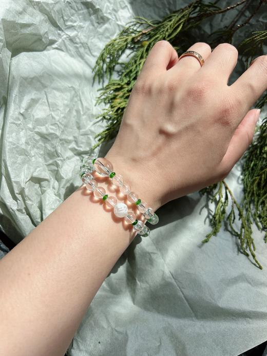 【普陀山】⽩⽔晶绿透辉 雪花幽灵水晶手串 女款设计 商品图0