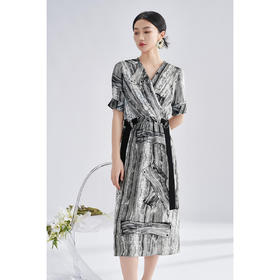 桑蚕丝连衣裙 优雅条纹显瘦短袖A字裙女夏季高级感气质大牌