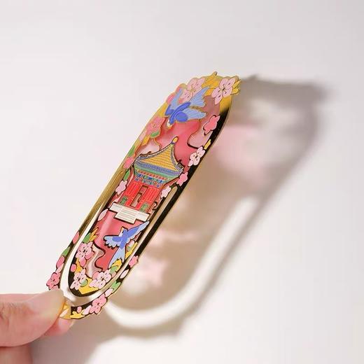 故宫岁时记透光金属书签 商品图4