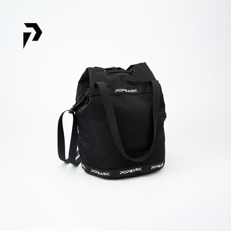 POPBASIC男女皆可水桶包通勤百搭抽绳手铃大容量斜挎单肩包