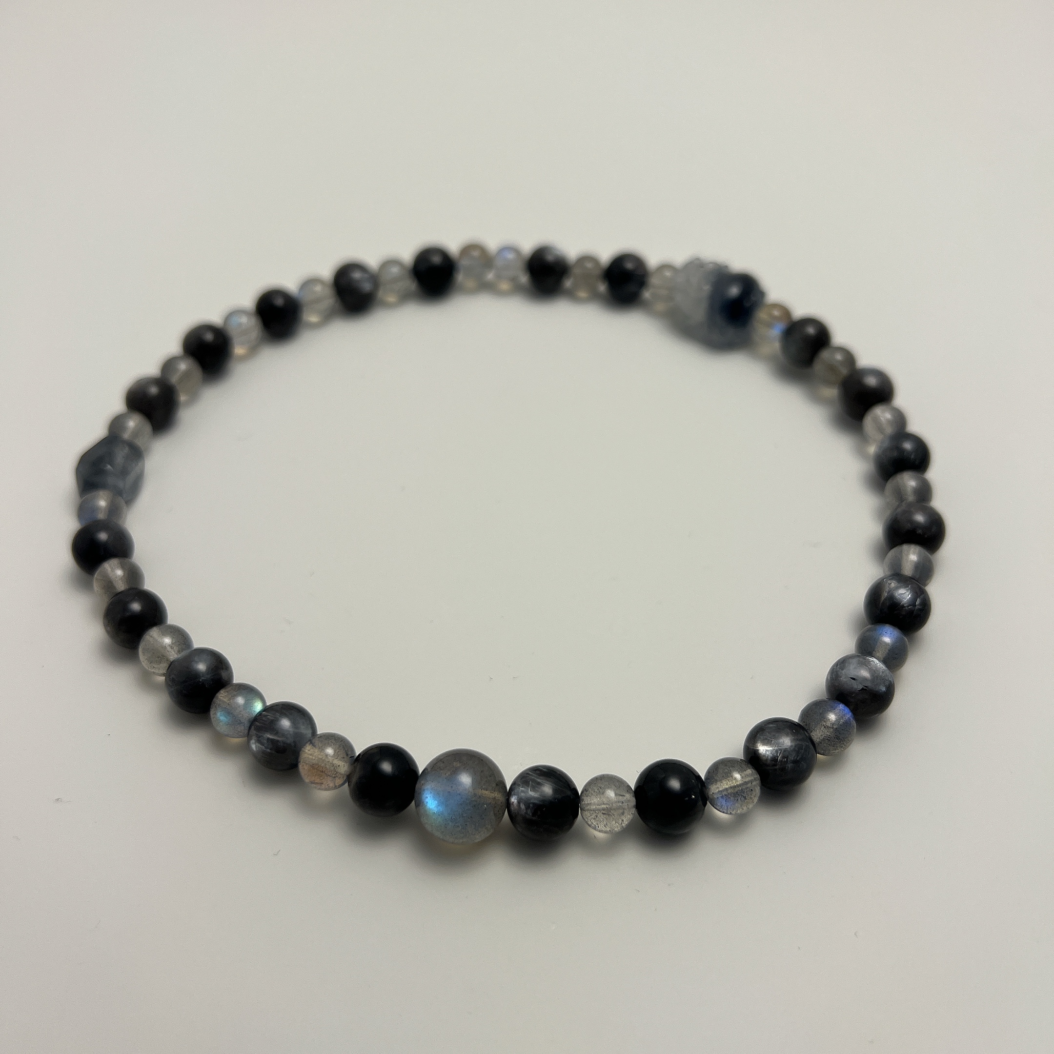 【普陀山】蓝兔⽑貔蛷雕刻能量手串 星⾠暮影  ⼿围14-14.5