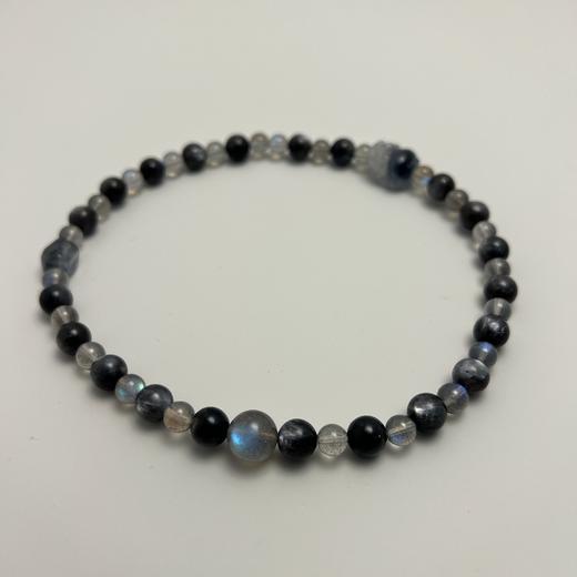 【普陀山】蓝兔⽑貔蛷雕刻能量手串 星⾠暮影  ⼿围14-14.5 商品图0