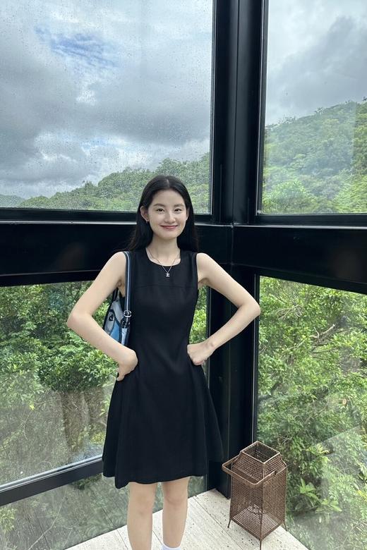 LNNNS 经典大气无袖连衣裙 20843 商品图1