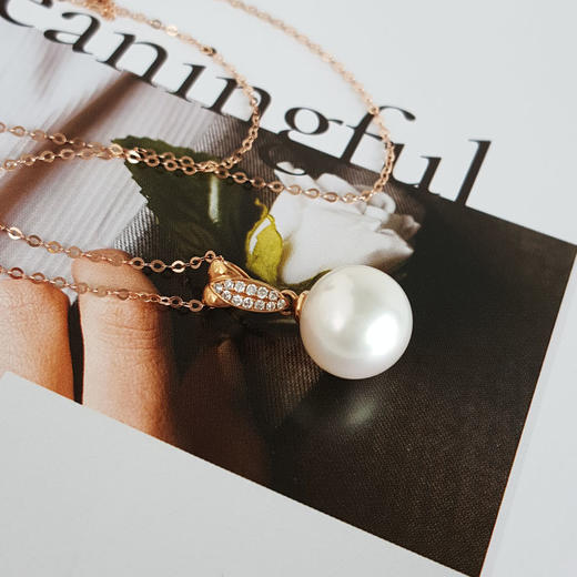 【天然正品】AU750玫瑰金镶天然近完美10.6MM akoya海水珍珠吊坠项链020725XY61 现售价：2680 商品图3