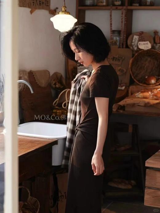 【高品质私服】【MC扭结高腰短袖正肩长裙】质地细腻柔软，亲和肌肤・舒爽通透，提气质・抬气场，简约不简单G1448-CC【无标出货 介意慎拍】 商品图1