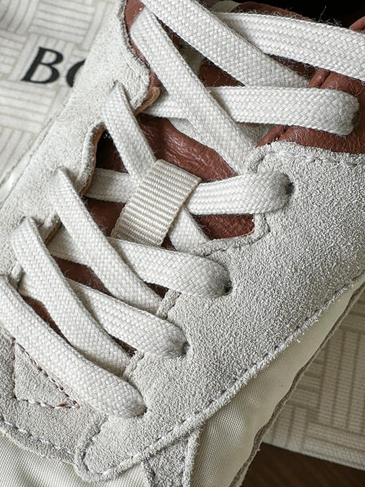 现货 THS-限时 BV家 情侣款 新款复古阿甘运动鞋 4色 QZ113 商品图9