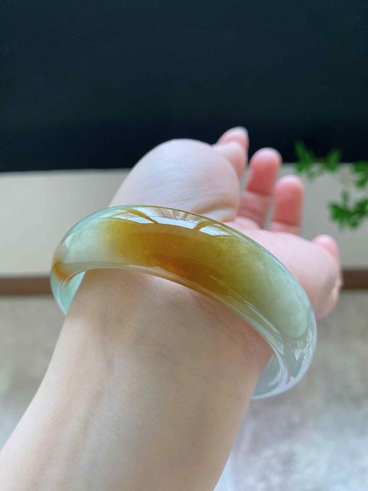 58正圈翡翠手镯 商品图3