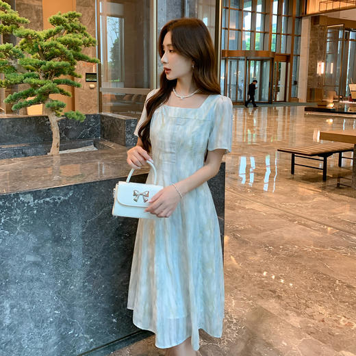 奢姿大码女装2025夏季方领设计轻奢时尚连衣裙胖妹妹减龄印花裙子9952890625 商品图4