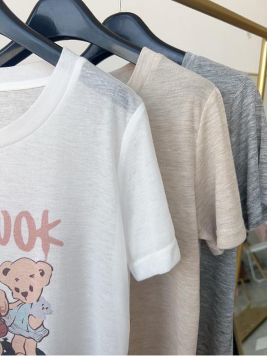 【MOMOTIABIN莱赛尔圆领撞色小熊提花T恤YCHZ78】✅顶级面料三合一：⁤100%莱赛尔！⁡✅短袖软糯凉滑到像第二层肌肤！⁣✅天然凉感纤维，38°高温依旧清爽宜人~ 商品图4