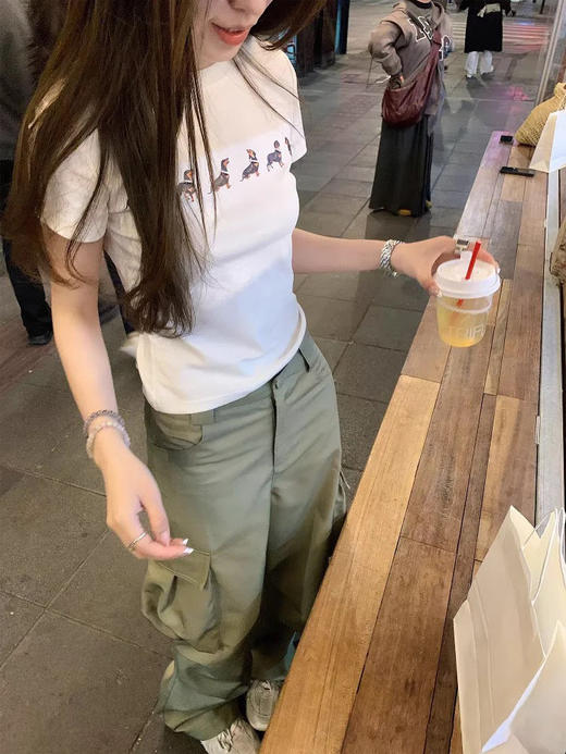 【高品质私服】【MG狗狗印花弹力短袖T恤】弹性十足却不紧绷，设计简约大方，辣妹出街必备款G1453-CC【无标出货 介意慎拍】 商品图2