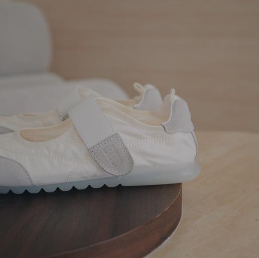 BIUCILI 「随性撒野」原创松紧带休闲运动风玛丽珍单鞋 商品图2