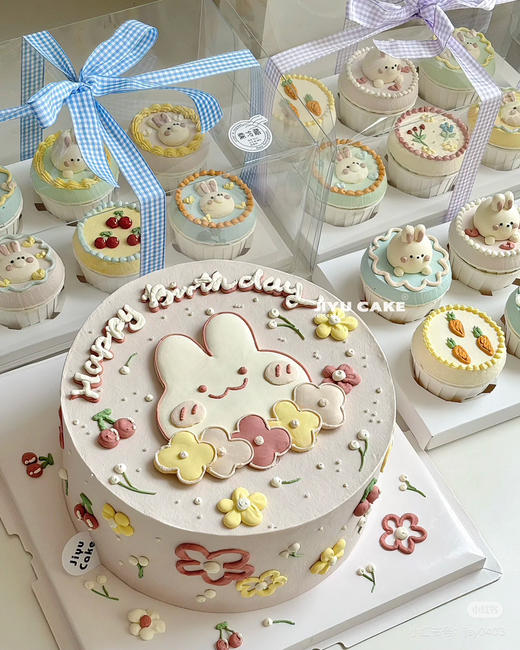 兔子手绘蛋糕纸杯不算在内，提前2天预约 商品图0