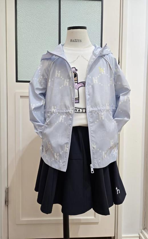 【春上新】8楼哈吉斯   皮肤衣  吊牌价：899  活动价：719 商品图0