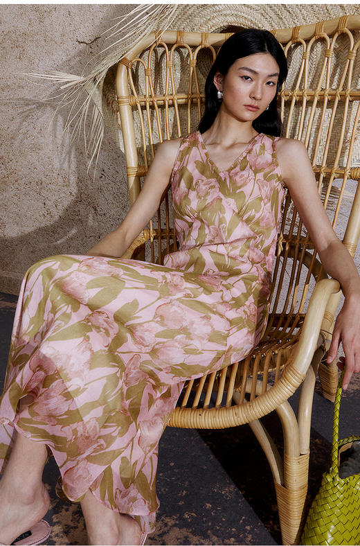 【高品质私服】【ZZ郁金香印花连衣裙】轻薄散气，爽滑细腻，贴合身体曲线的同时，又有着自然的垂坠感G1457-CC【无标出货 介意慎拍】 商品图8