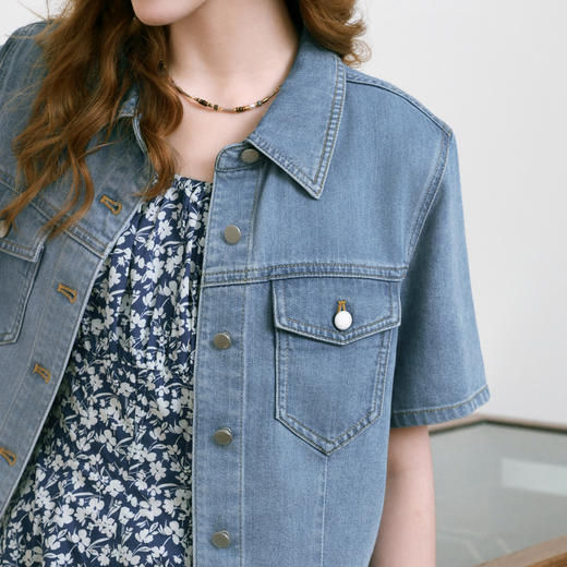 【商场同款】诗凡黎醋酸牛仔短外套25夏新款百搭小上衣3G4310121 商品图3