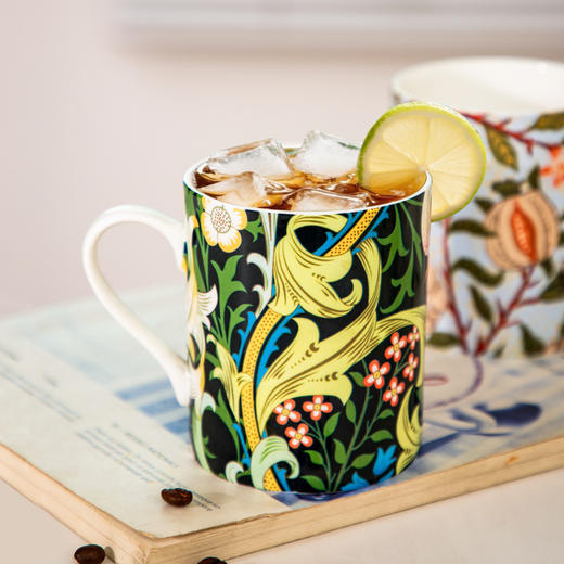 V&A博物馆威廉莫里斯系列 水果或石榴  金色百合  月光百合 骨瓷杯 商品图3