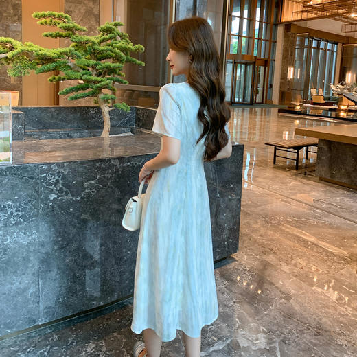 奢姿大码女装2025夏季方领设计轻奢时尚连衣裙胖妹妹减龄印花裙子9952890625 商品图3