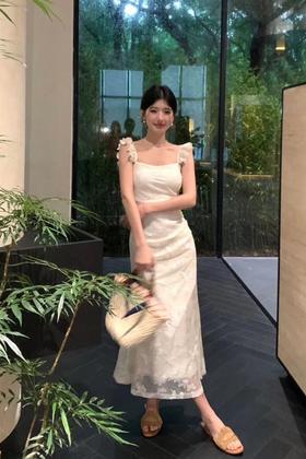 SIA SAYLOR 甜美飞飞袖显瘦连衣裙 20849