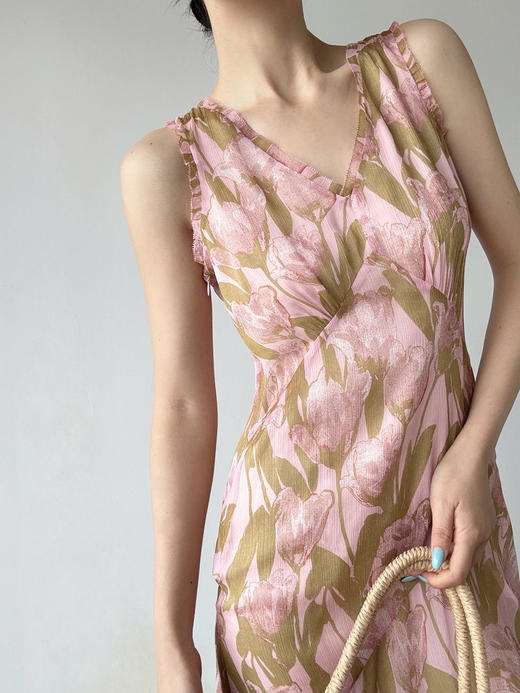 【高品质私服】【ZZ郁金香印花连衣裙】轻薄散气，爽滑细腻，贴合身体曲线的同时，又有着自然的垂坠感G1457-CC【无标出货 介意慎拍】 商品图11