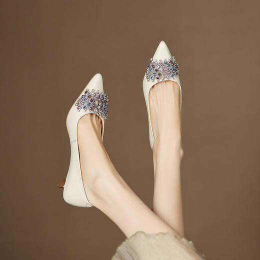 【预售5天】法式轻奢水钻高跟鞋细跟尖头真皮百搭气质通勤单鞋女ZYY&A1262 商品图1