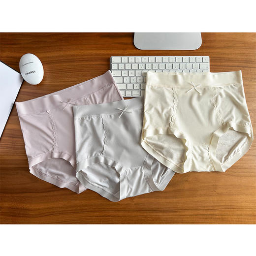 【3条装】轻塑镂空提花内裤 轻薄冰丝 高弹细腻 蚕丝底裆 舒适透气不闷汗 商品图0